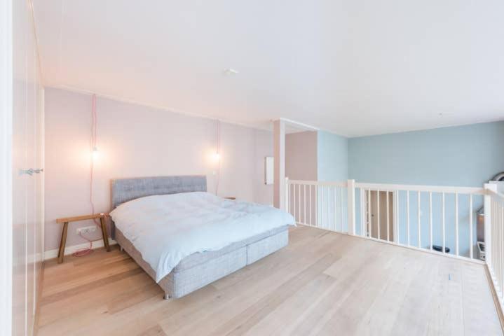 Hip Split Level Apartment On The Ground Floor Амстердам Екстериор снимка